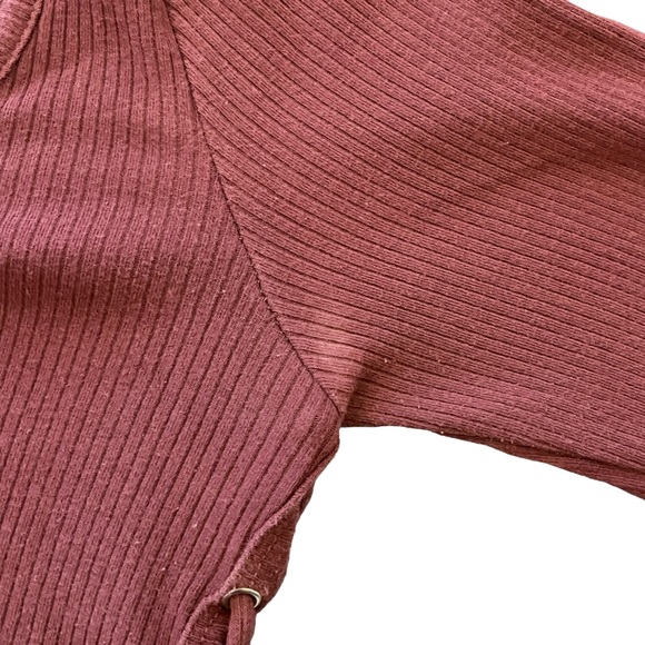 Forever 21 Long Sleeve Crop Top Burgundy Maroon Ribbed Crewneck Lace Up Medium - Picture 5 of 6